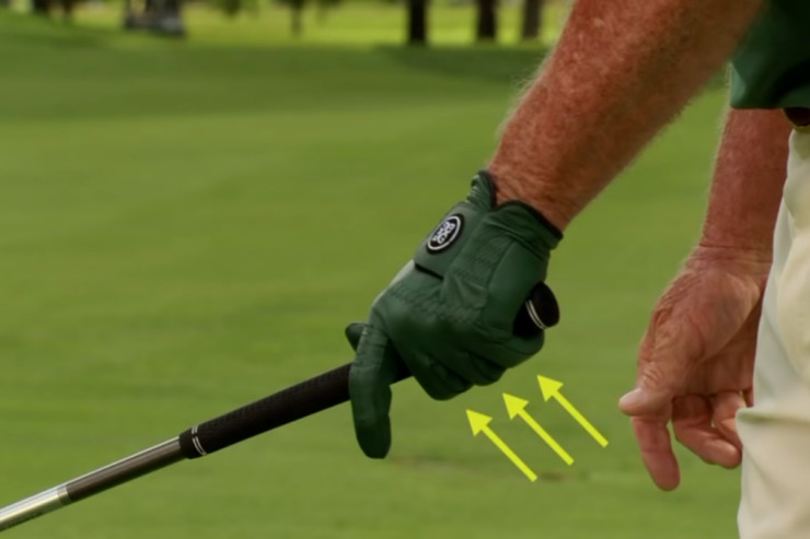 The ribbed design of a golf grip