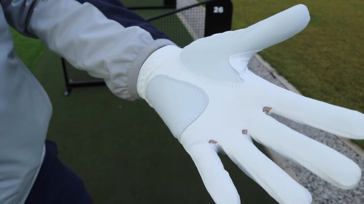 synthetic or leather golf gloves