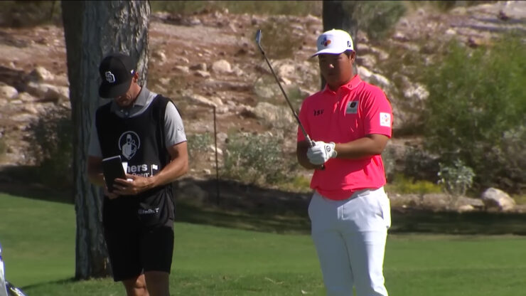 What Do Golf Caddies Do